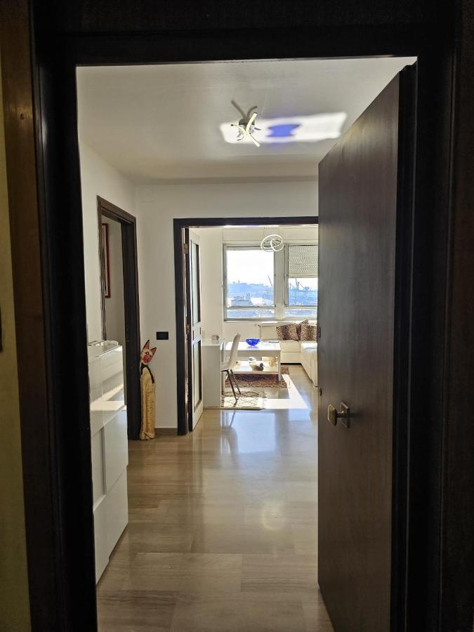 Apartamento La Finestra Sul Porto Génova Exterior foto