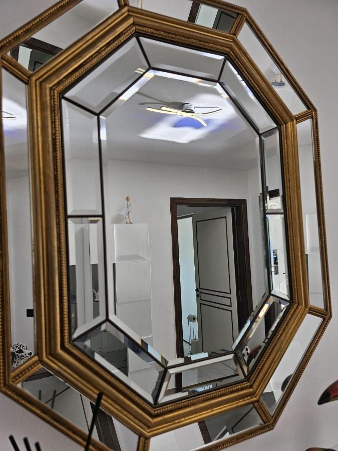 Apartamento La Finestra Sul Porto Génova Exterior foto