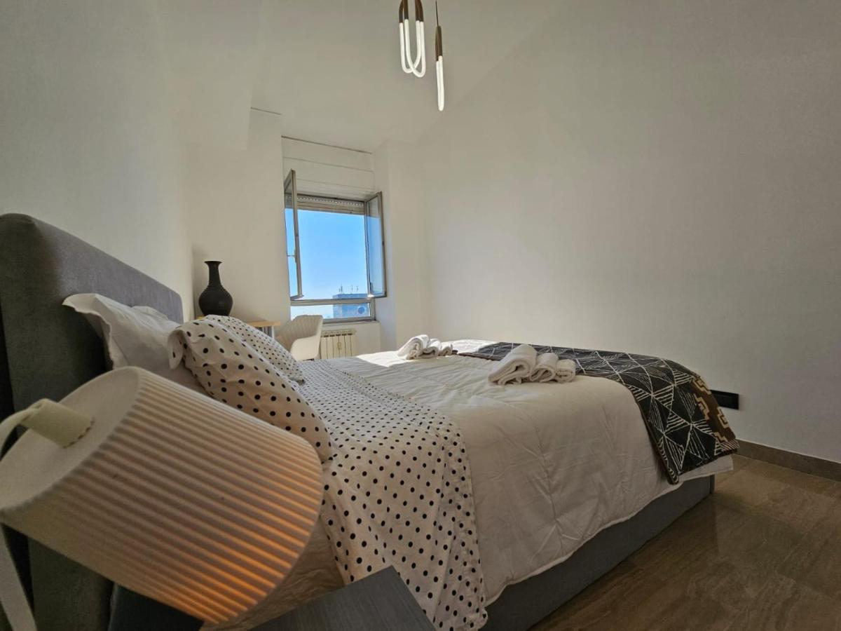 Apartamento La Finestra Sul Porto Génova Exterior foto